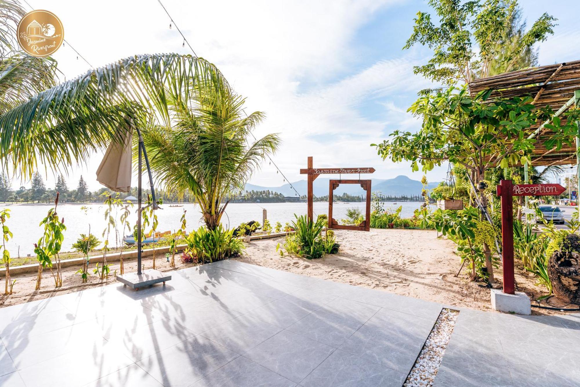 Jasmine River Front Hotel กำปอต ภายนอก รูปภาพ